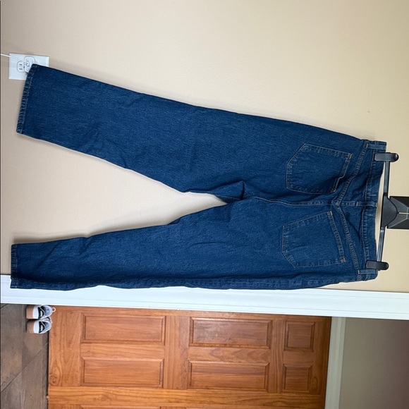 Abercrombie & Fitch Women's '90s Straight Ultra High Rise Blue Jeans - Picture 3 of 8